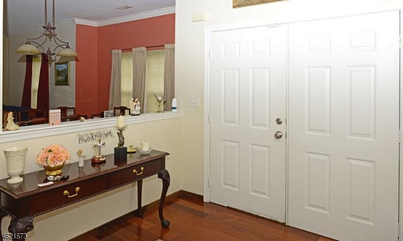 1 Cambridge Ct - Photo 3 of 19