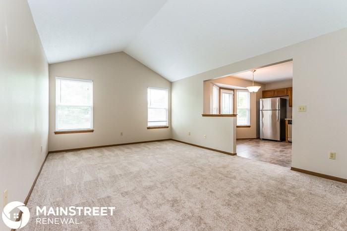 1200 Matthes Ln - Photo 3 of 15