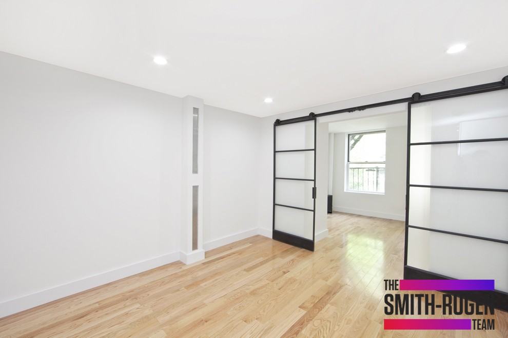 429 East 6th Street - Photo 3 of 14