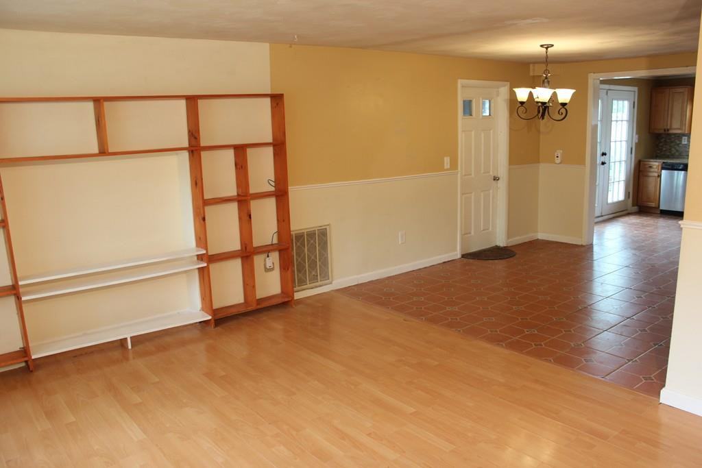 112 Ruthellen Rd - Photo 2 of 15