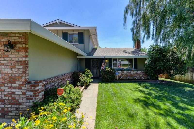 9108 La Riviera Dr - Photo 2 of 14