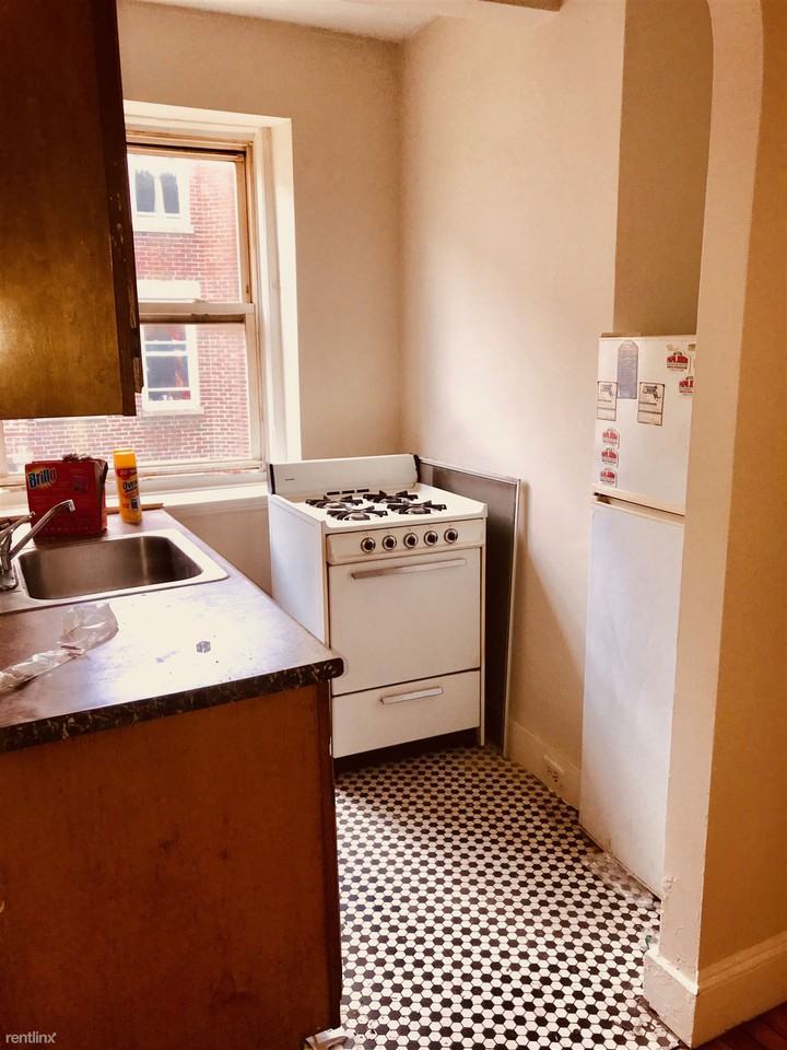 876 Cummins Hwy - Photo 3 of 6