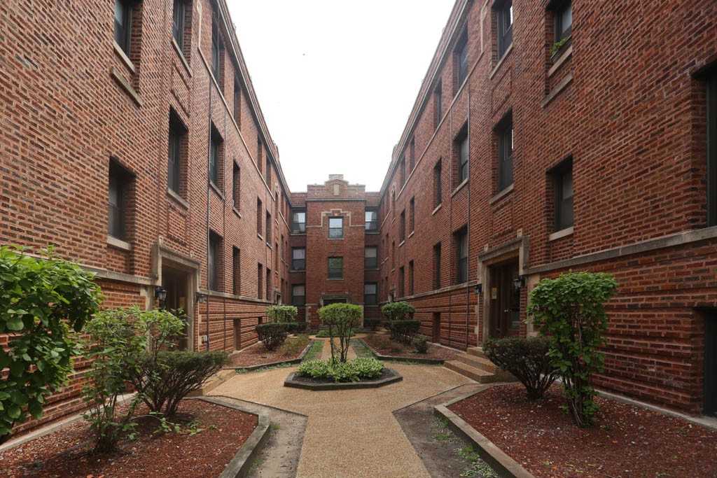 933 W Sunnyside Ave 2N, Chicago, IL 60640 1 Bedroom Apartment for