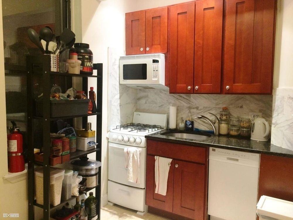 536 E 89th St - Photo 3 of 14