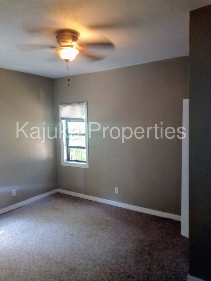 135 19th Ave S - Photo 2 of 19
