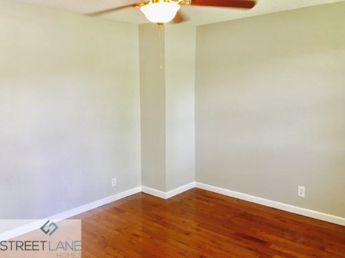 109 Regiment Ct - Photo 2 of 14