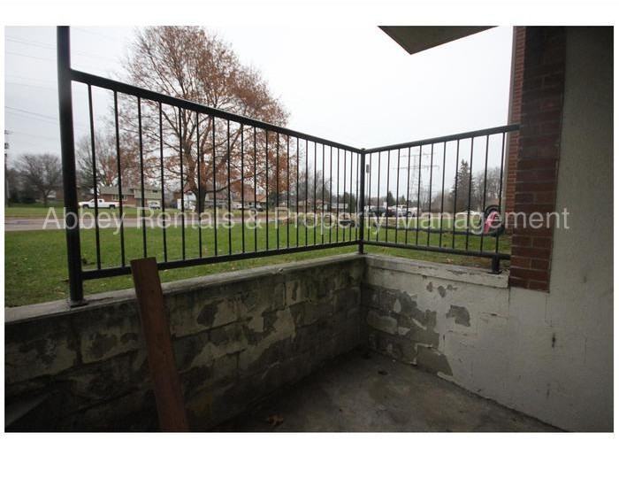 1170 Hamilton Rd - Photo 2 of 9