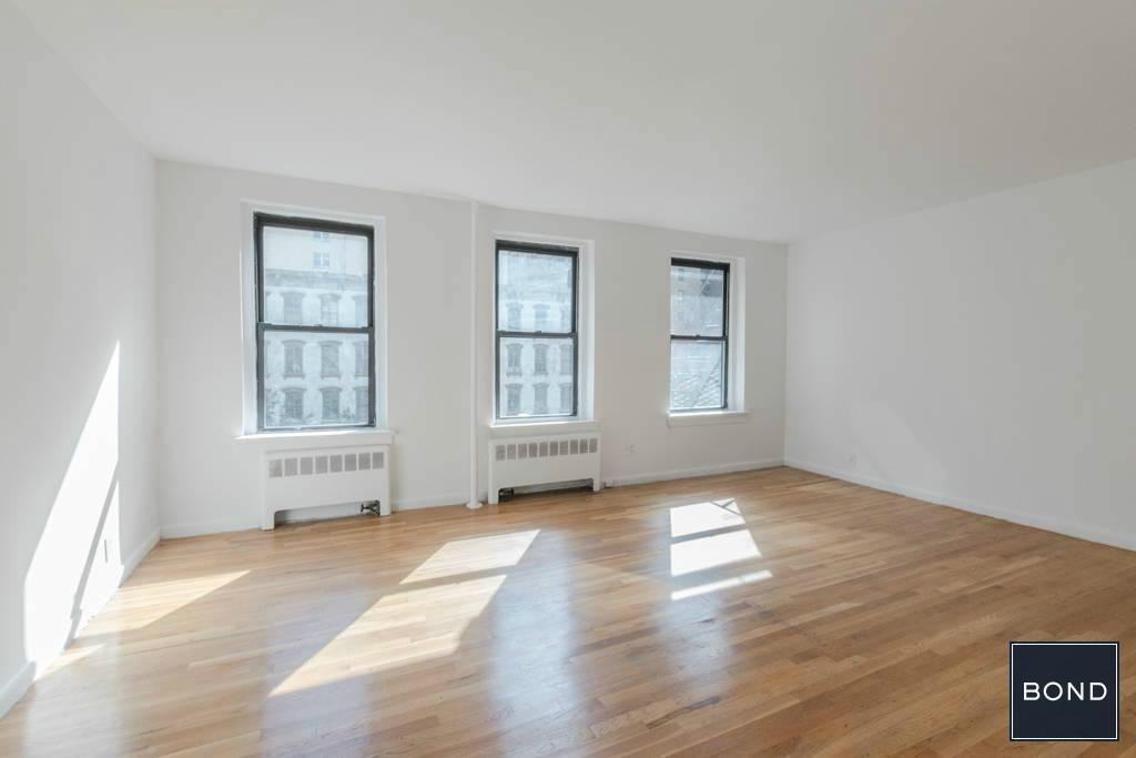 1st Ave & E 53rd St #8