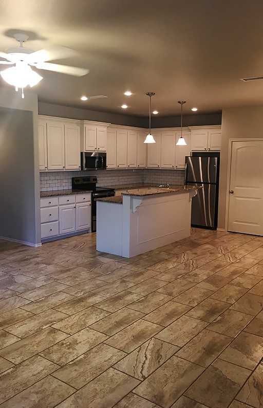 2617 113th St - Photo 2 of 11