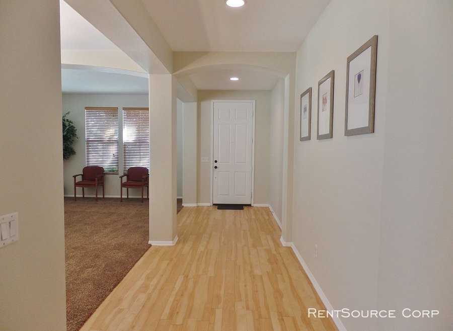 39951 Capland Dr - Photo 2 of 22