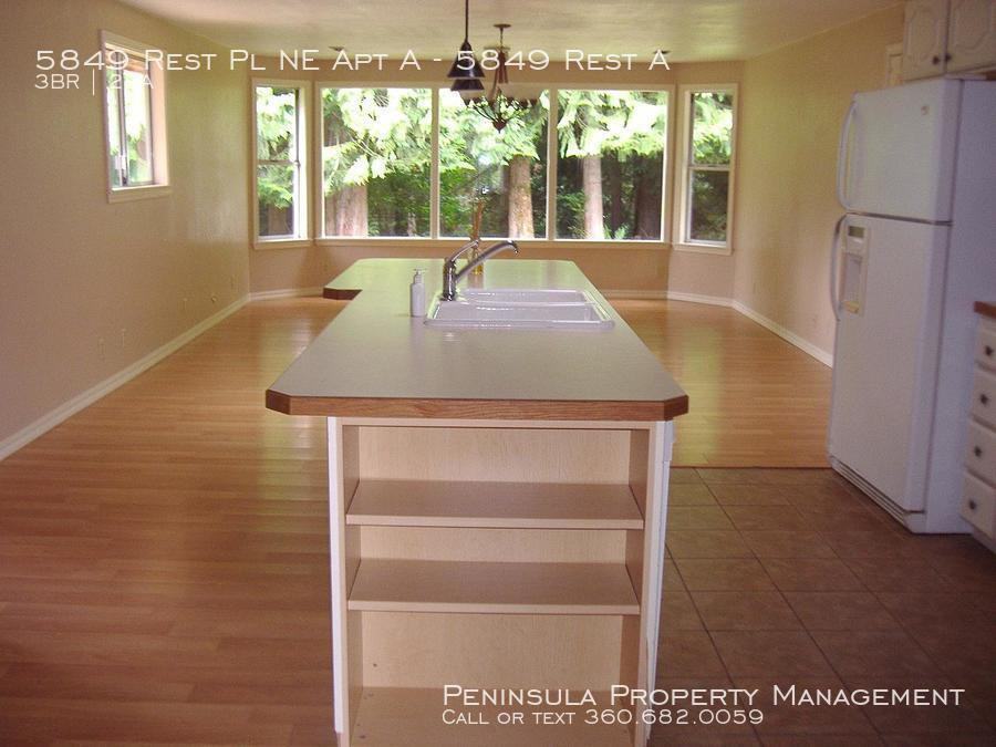 5849 Rest Pl NE #a - Photo 2 of 7