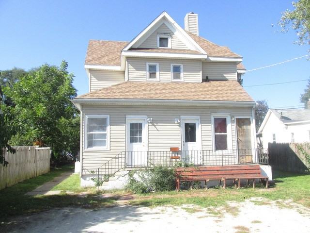 560 N 5th Ave #2 - Photo 2 of 4