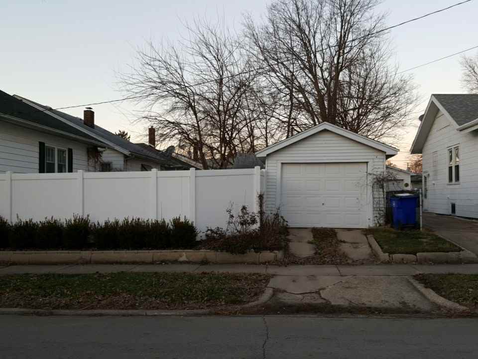 2104 N Edward St - Photo 2 of 8