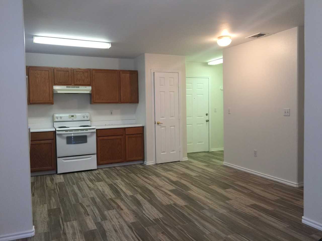 815 3rd St - Photo 3 of 13