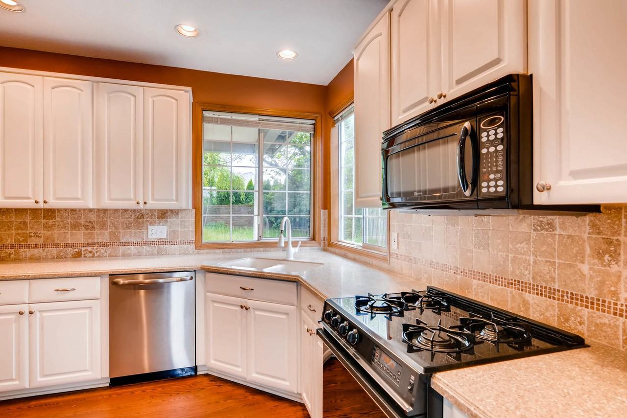 6310 Haverhill Ct - Photo 3 of 15