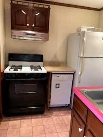 289 Webster St #1 - Photo 2 of 6