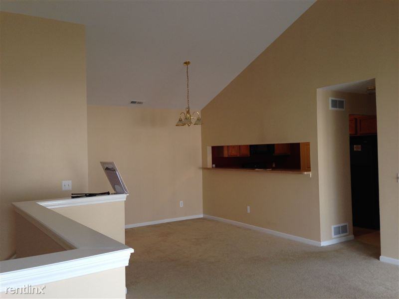 3371 Reeves Dr - Photo 2 of 5