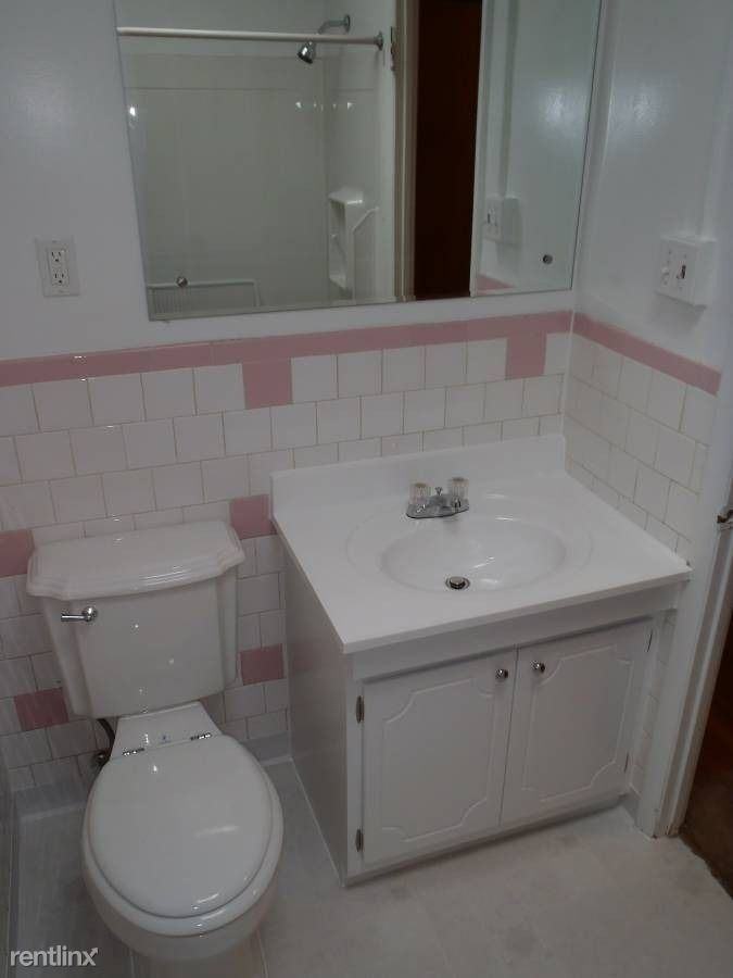 6802 Boston St - Photo 3 of 12