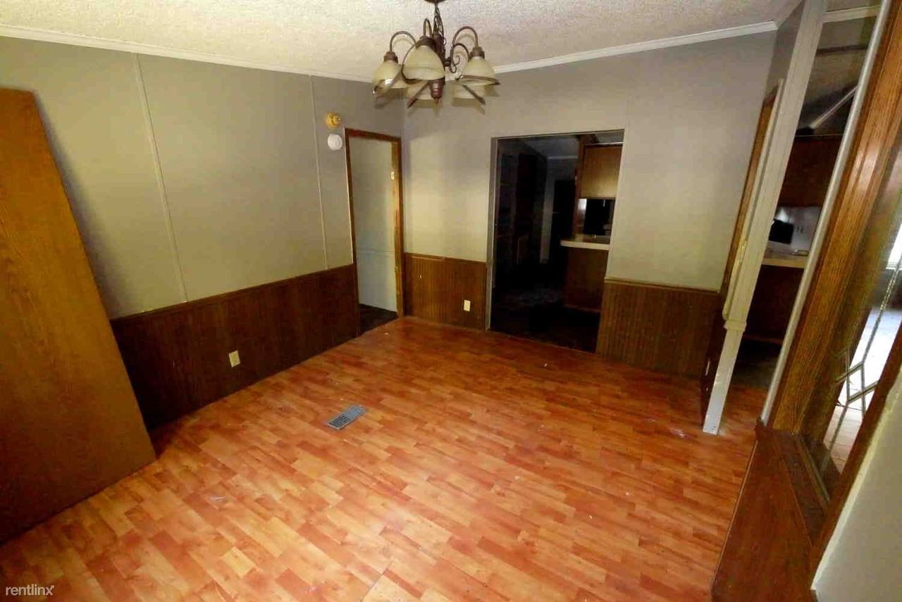 1701 Roselawn Ave - Photo 2 of 7