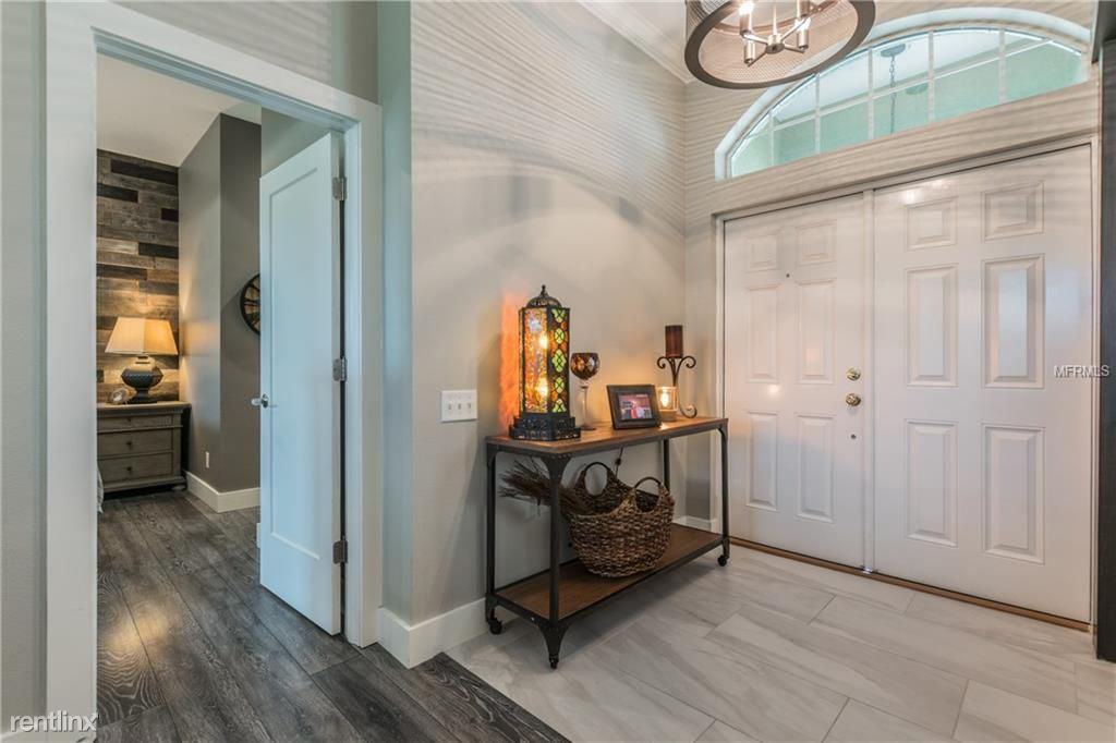 10706 Gooseberry Ct - Photo 2 of 25