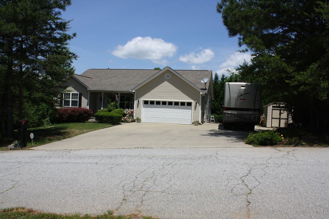 4 Oasis Ct - Photo 2 of 30