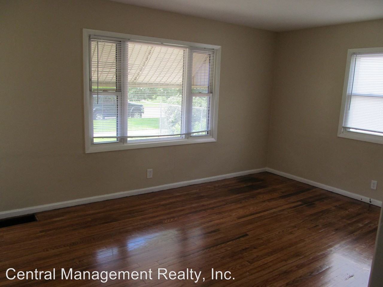 214 S Sheridan St - Photo 2 of 10