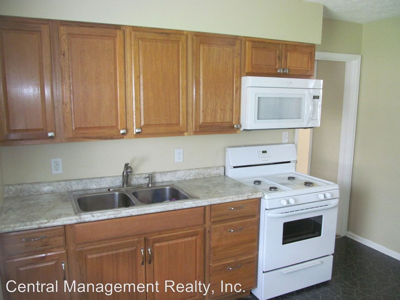214 S Sheridan St - Photo 3 of 10