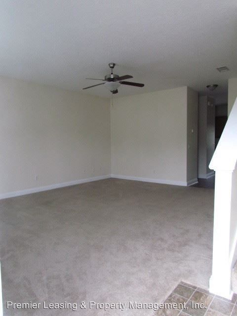 372 Laurel Oak Ln - Photo 3 of 11