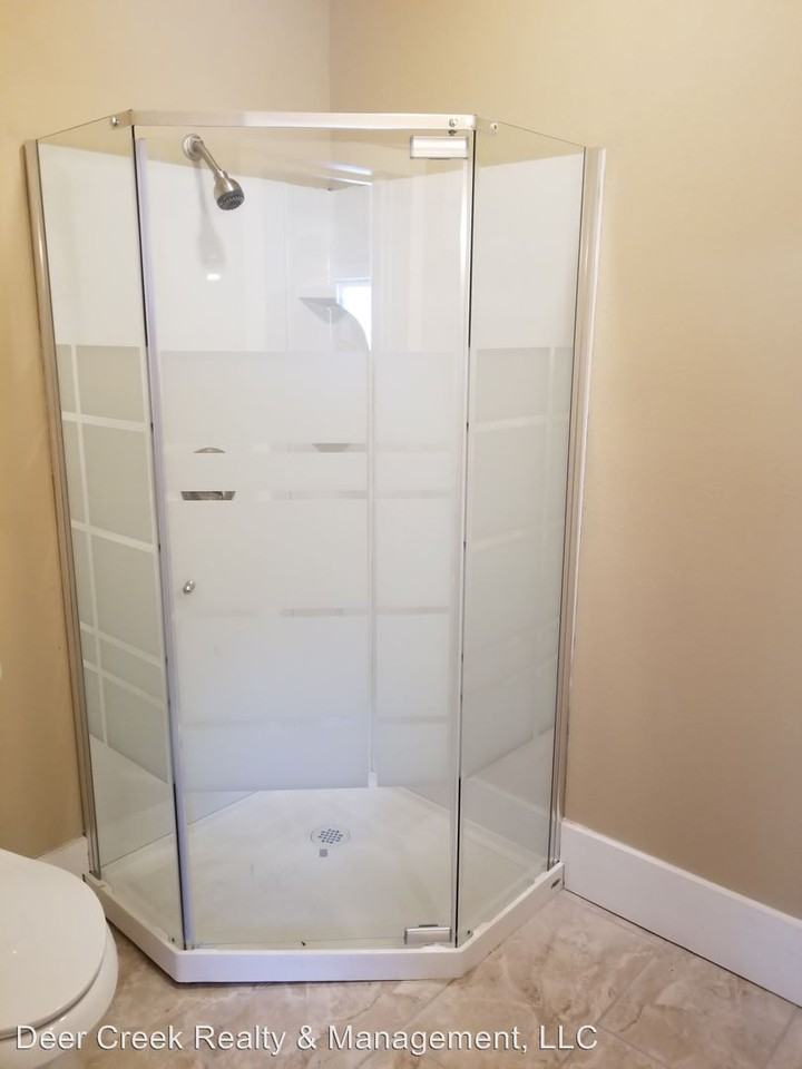 1312 Jones St - Photo 2 of 11