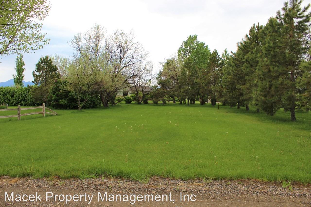 160 Willow Bend Ln - Photo 2 of 32