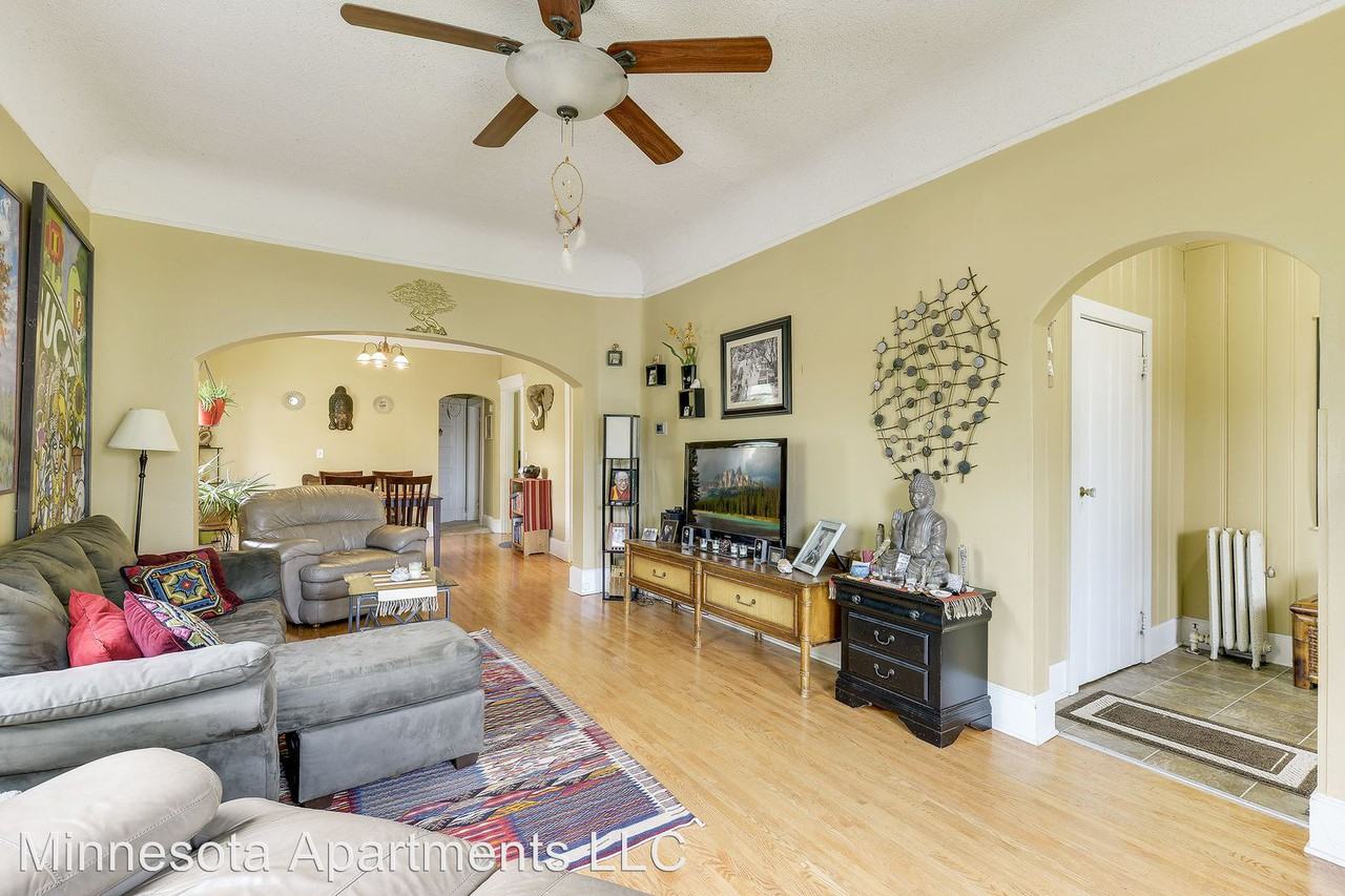 2401 Aldrich Ave S - Photo 3 of 4