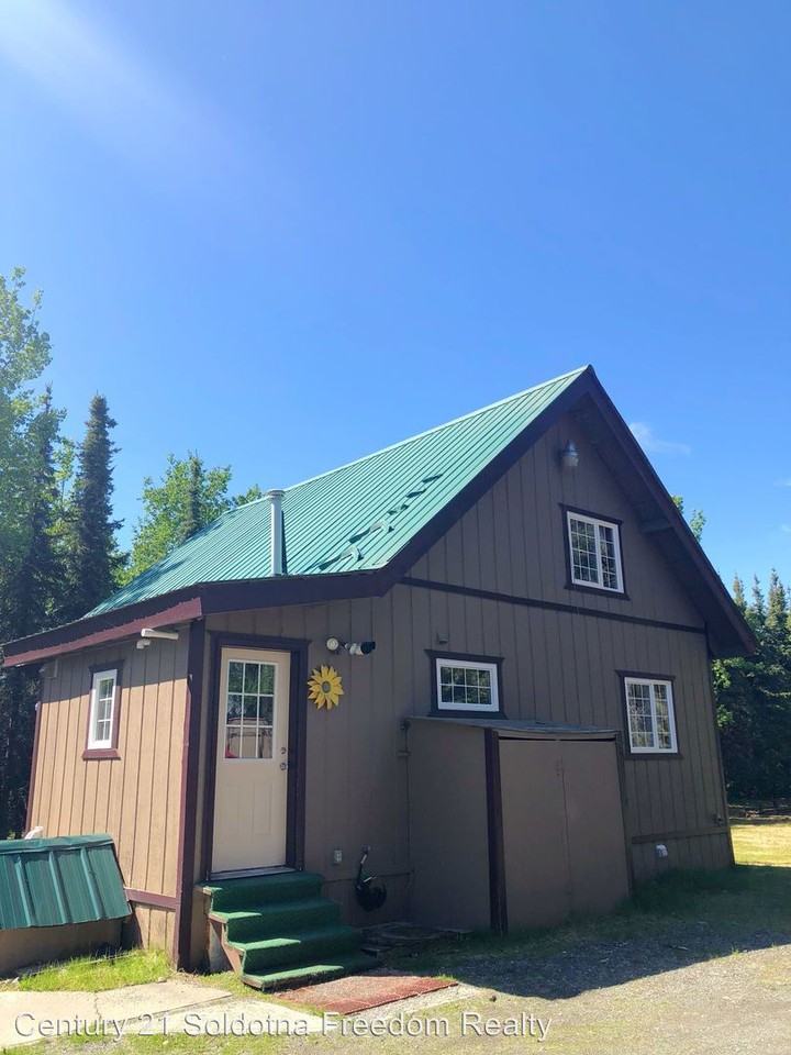 37995 Ross Rd - Photo 2 of 7