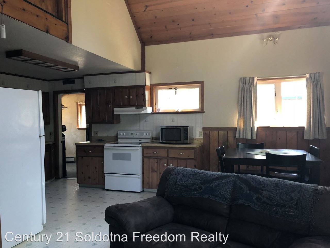 37995 Ross Rd - Photo 3 of 7