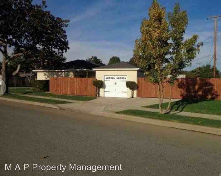 7532 Lynalan Ave - Photo 2 of 9