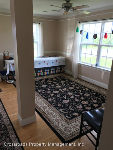 226 Fallowfield Dr - Photo 3 of 14