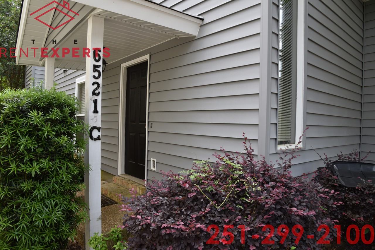 6521 Cedar Bend - Photo 2 of 15