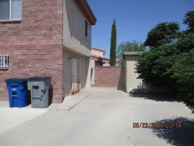 3628 Oasis Dr - Photo 3 of 19