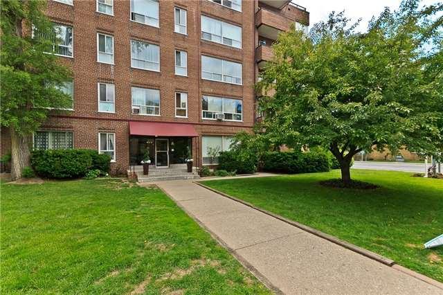 121 Old Forest Hill Road