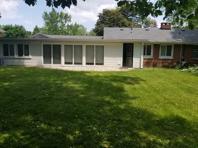 1456 Tyrell Ave - Photo 2 of 9