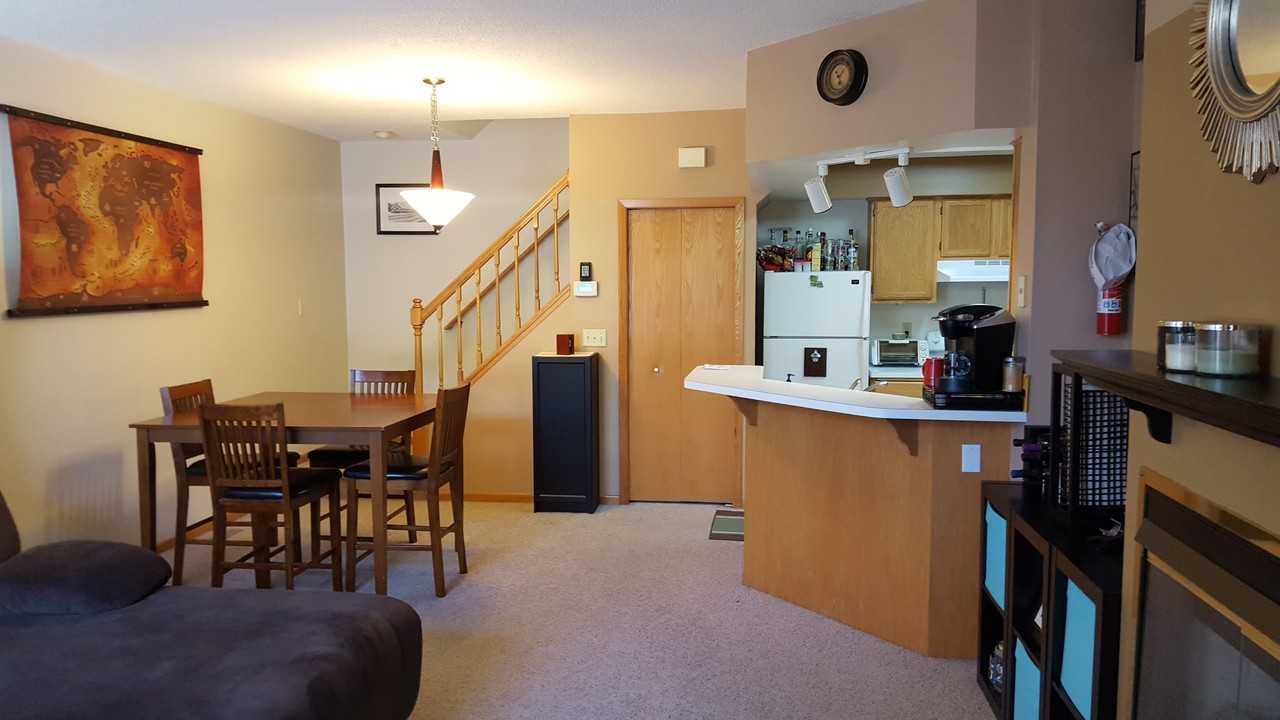 514 Lovell Ave W #2 - Photo 2 of 7