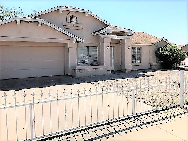 3121 N 69th Dr - Photo 3 of 23