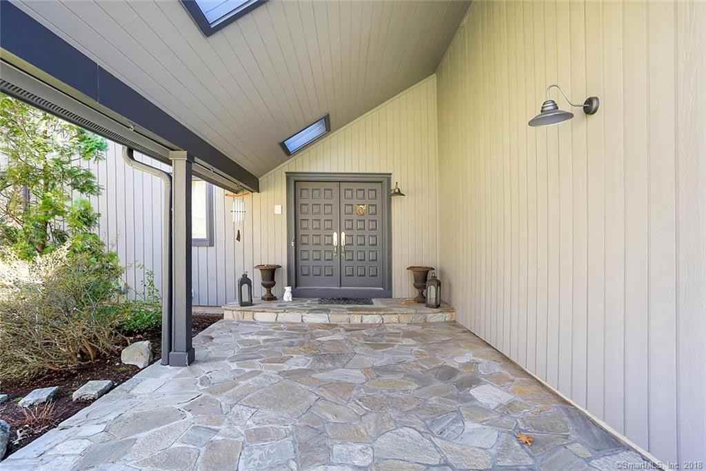 94 Mountain Rd - Photo 2 of 30