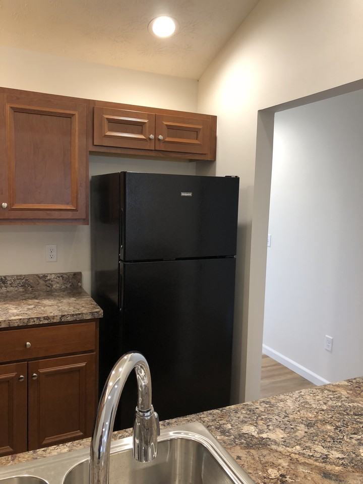 1200 Sparta Drive - Photo 2 of 16