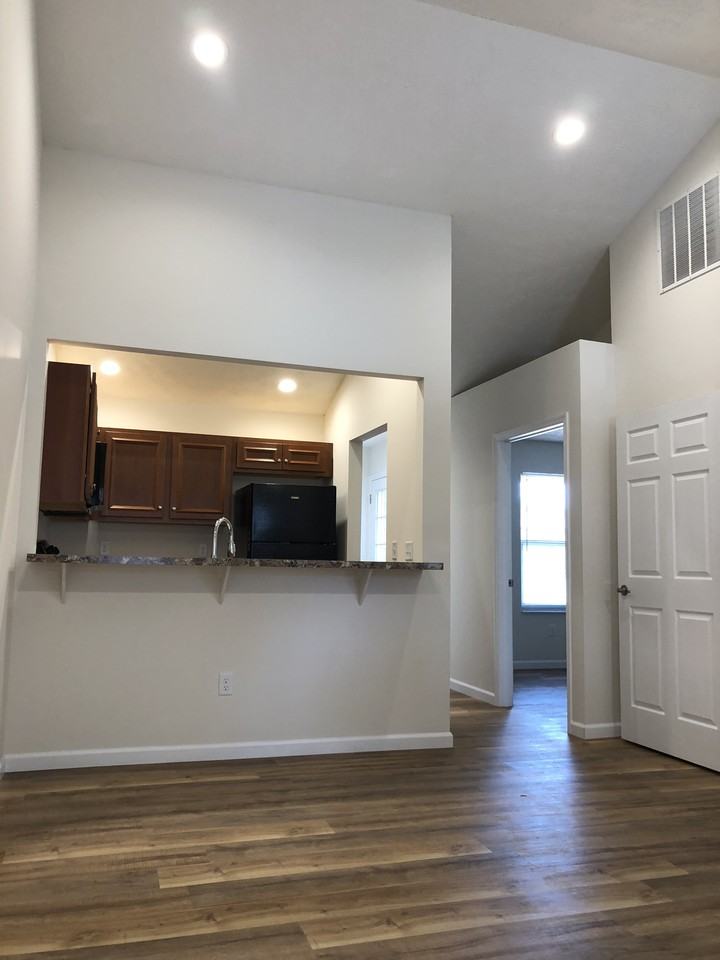 1200 Sparta Drive - Photo 5 of 16