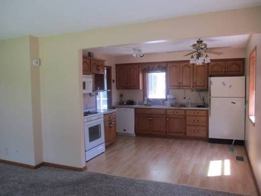 5708 Perry Ave N - Photo 2 of 10