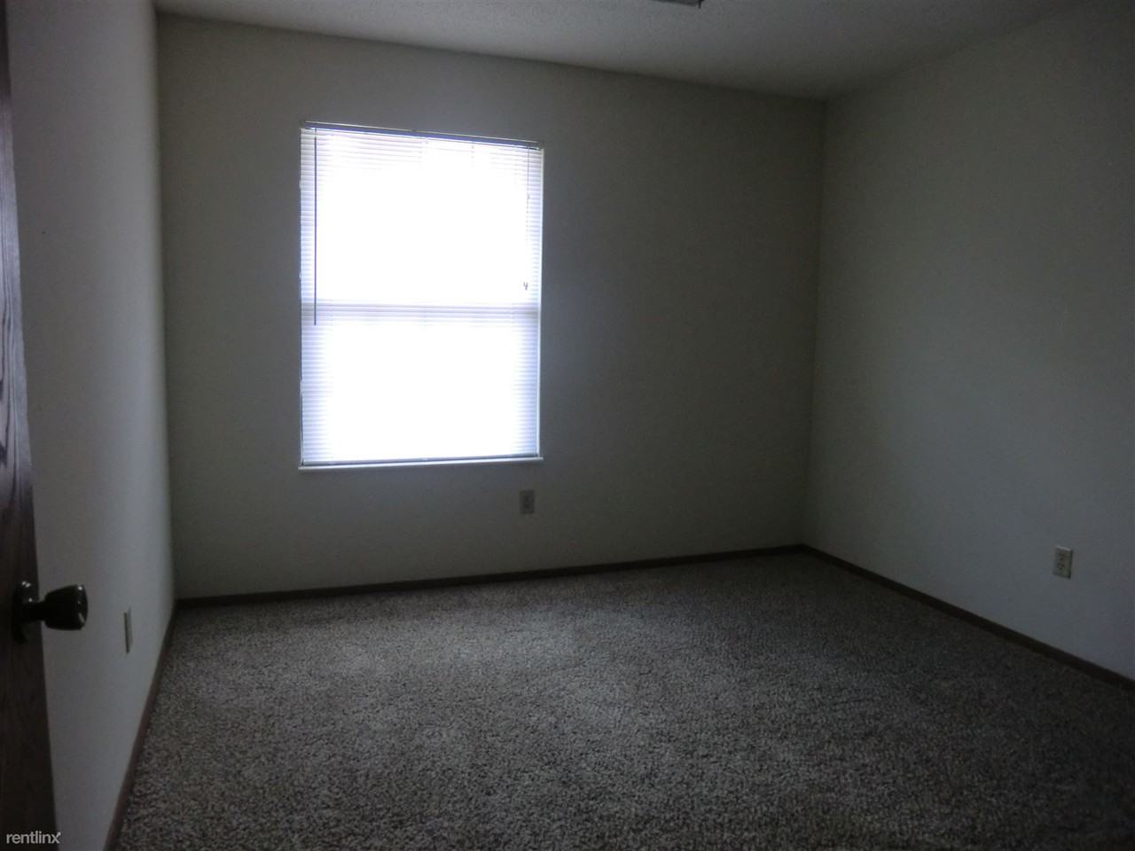 2 Cherry Tree Ln - Photo 2 of 7