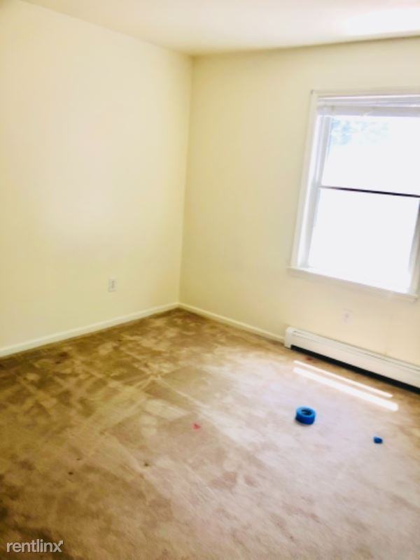 12 Summit Rd - Photo 2 of 4