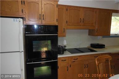 10740 Kinloch Rd - Photo 2 of 4