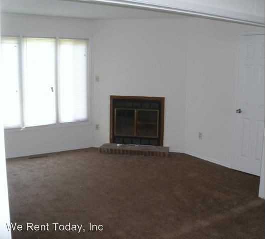 2020 Willow Rd - Photo 3 of 5