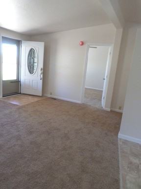 400 Parkland Way - Photo 2 of 8